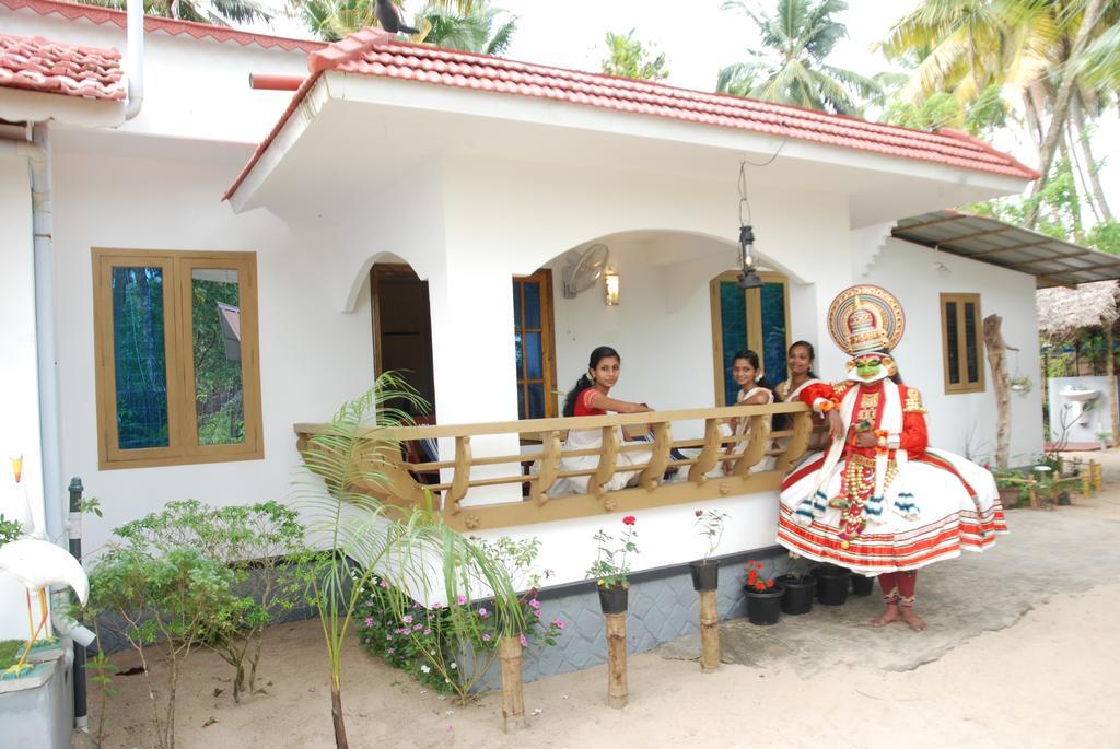 Ferienwohnung Marari Edens Mararikulam Exterior foto
